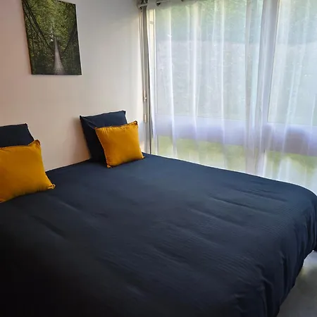 Sejour A 10 Minutes Du Chateau De Versailles - Votre Suite Avec Lit King Size Le Chesnay  Exterior photo